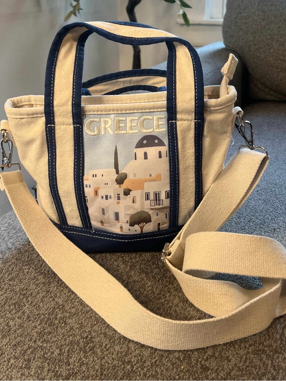 C&C California Cream & Navy 'Greece' Canvas Tote